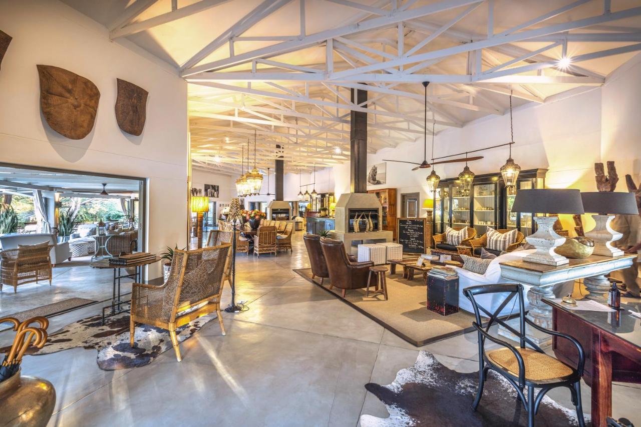 מלון Mokuti Lodge The Mushara Outpost מראה חיצוני תמונה